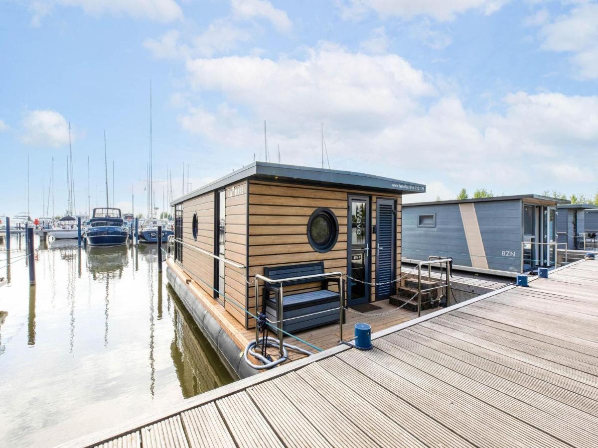 Comfortable Houseboat In Volendam Marina Hotel Buitenkant foto