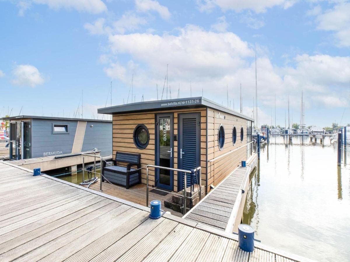 Comfortable Houseboat In Volendam Marina Hotel Buitenkant foto