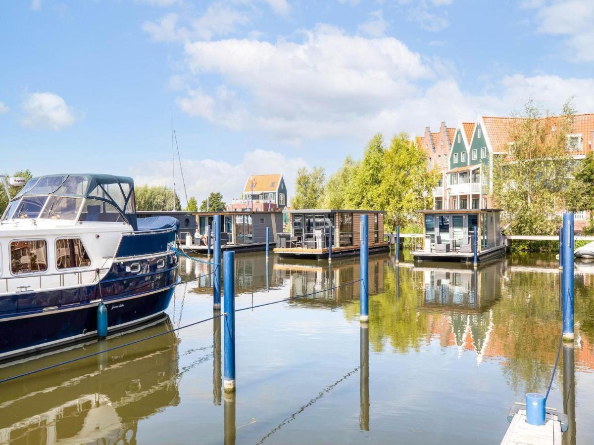 Comfortable Houseboat In Volendam Marina Hotel Buitenkant foto