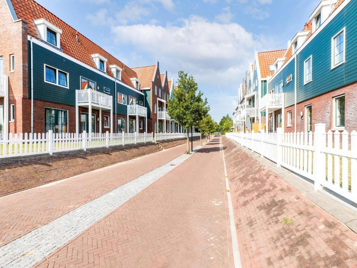 Comfortable Houseboat In Volendam Marina Hotel Buitenkant foto