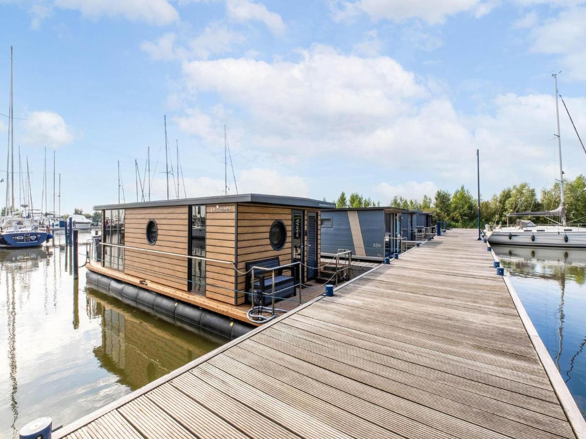 Comfortable Houseboat In Volendam Marina Hotel Buitenkant foto